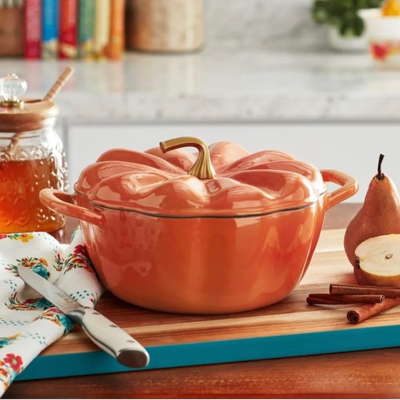 🌺🎃 New Pioneer Woman 2-Quart Enamel-on-Cast Iron Pumpkin Dutch Oven, Orange - Picture 4 of 9